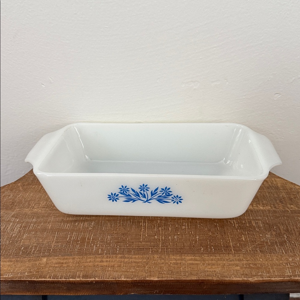 Vintage Anchor Hocking Fire-King Blue Flowers Pattern 1 qt Loaf Pan Dish
